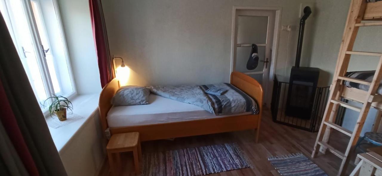 Гостьовий будинок Country House U Potoka Bozanov Екстер'єр фото